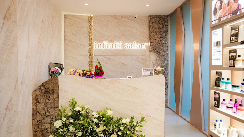 Infiniti Salon - Salon in Raipur